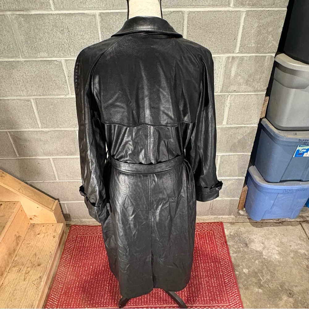Urban Outfitters Clara faux leather trench coat. - Picture 8 of 14